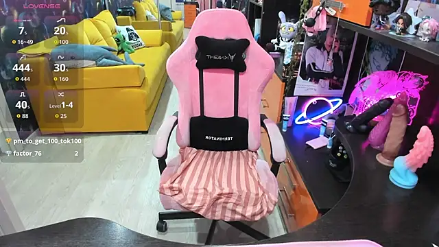 Softie_Sofy live