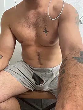 2addictivelyhorny live