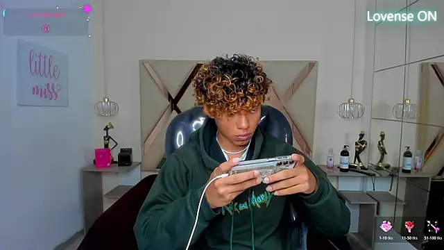 Anyelo_Twink live