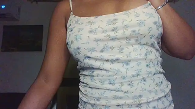 thekelliecapri profile