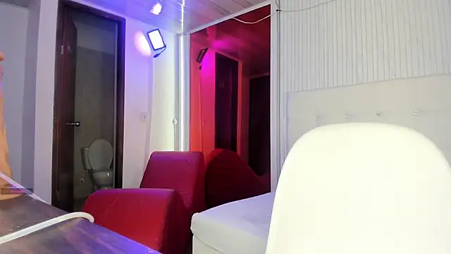 Mantis_winee live