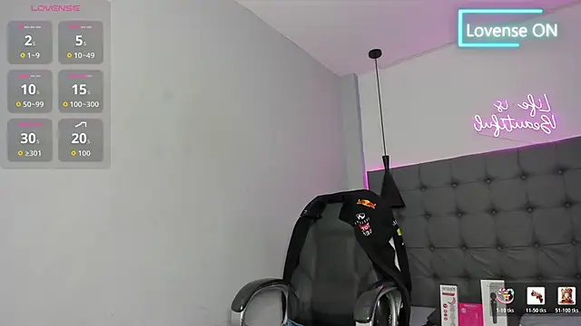scarletcherry18 live