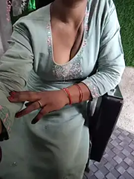 HOT_ISLAND live