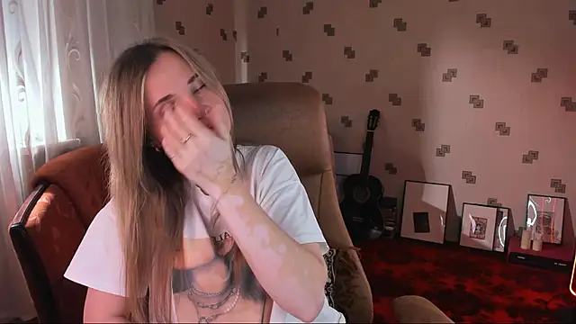 MiaSparkes live