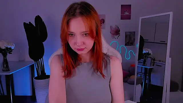 LittlePeach007 live