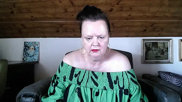 TiffanyMature live