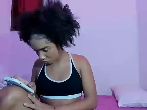 Nassoumi_Reyes live