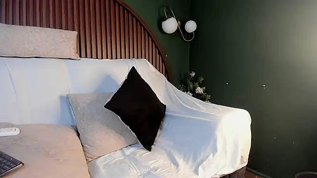 Diamond_twink live