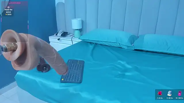 Cami_taniel live