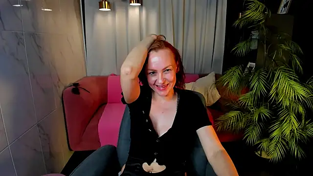NikaGentle live