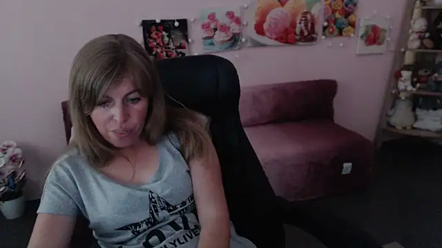 Hot_Milady live