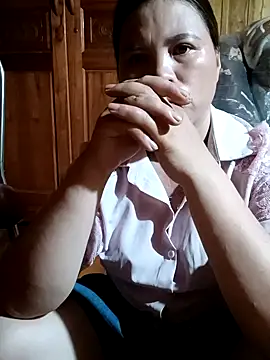 -Yeyi- live