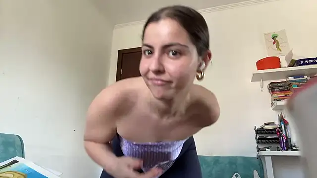 MarisaKomar live