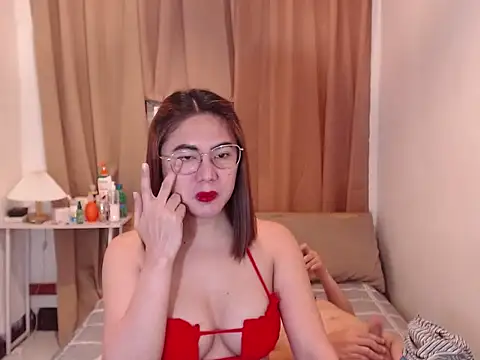 HornyCoupleCum live
