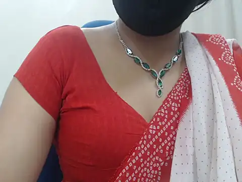 Lovely_Siri_23 live