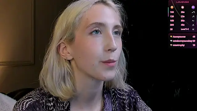 Elen__Moore live