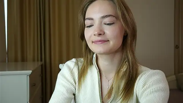 ElsieOlliver live