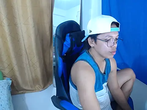 holly_oreo live
