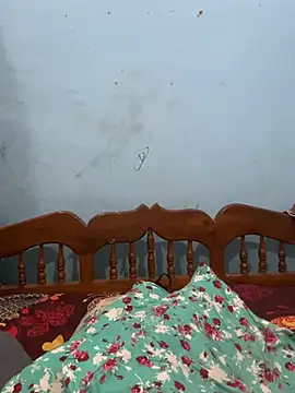 Dimpu_queens live