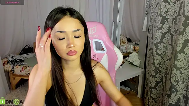 Riddle_Lay live