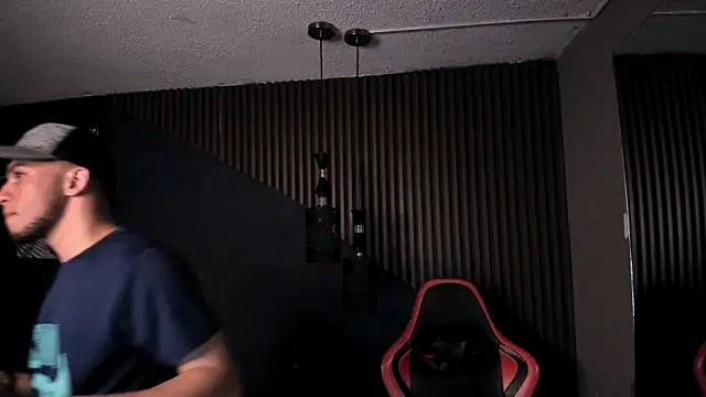 TomasDuquee live