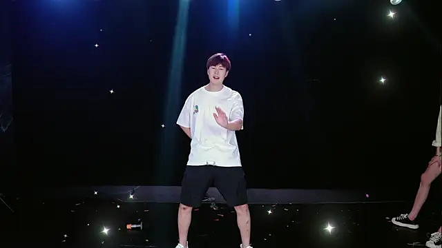 MS-818 live