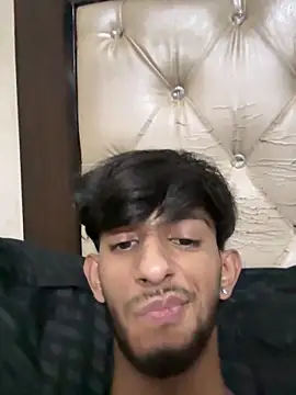 ronnnnn718 live
