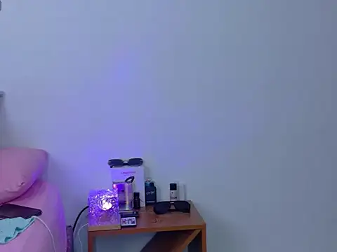 skoook_gray_ live