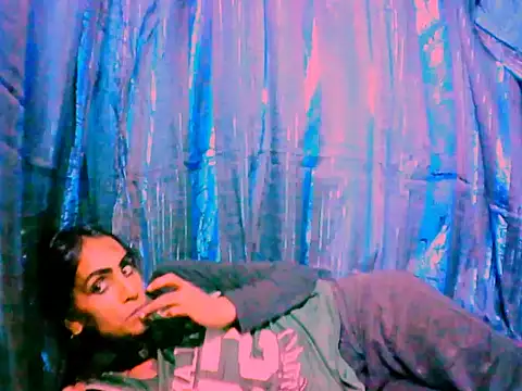 Alanadelray21 live