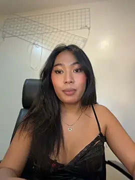 hugecock_tamira live