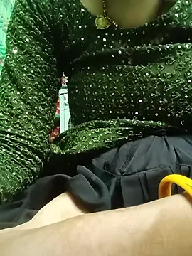 Anushasharma89 live