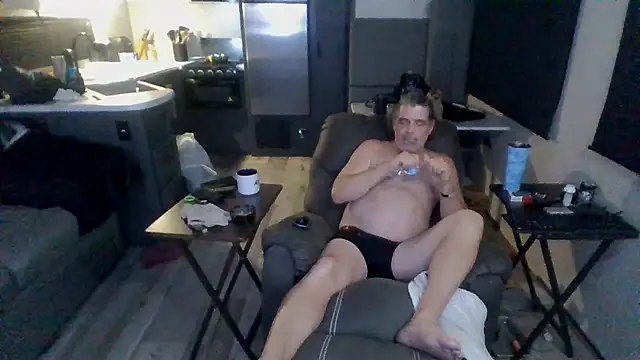 lateniter live
