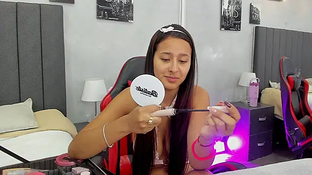 kendra_london live