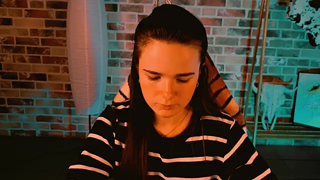 May_Bloom live