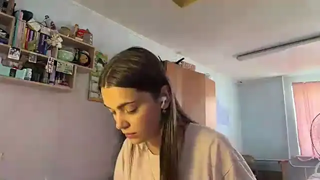 Ameliamali live