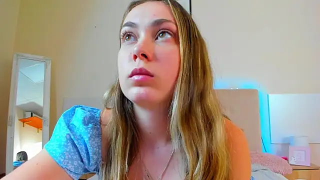 MelanieCuty live