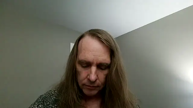 Magnus_Luv live