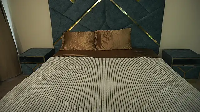 PaigePrado live