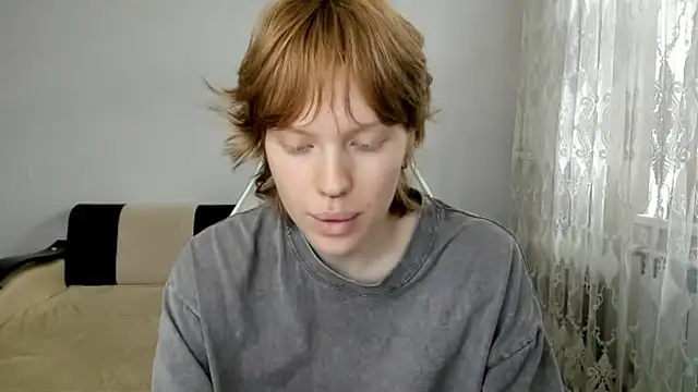 StellaDavis live