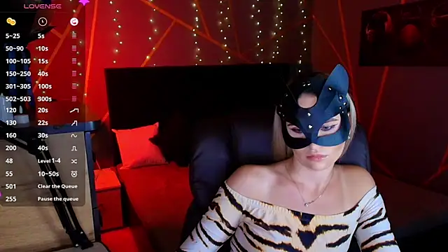 HotWildCat live