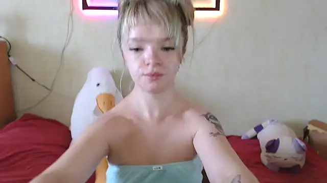 JadeEva live