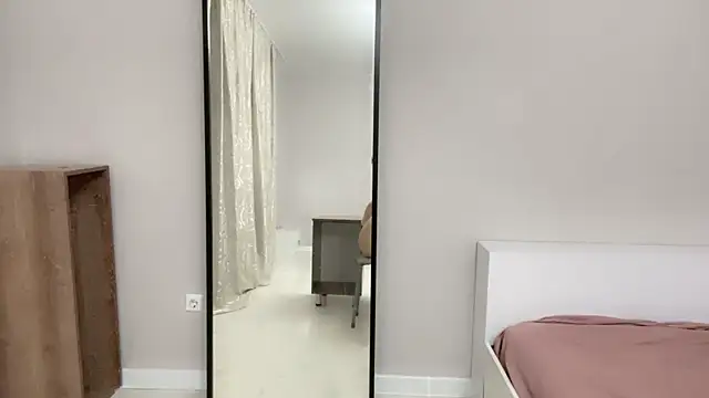 RefereedHobble live