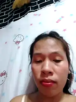 HotNaughtyGirl23 live