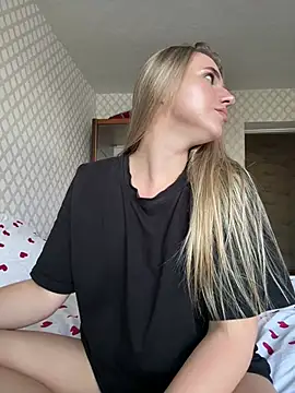 adel_secret live