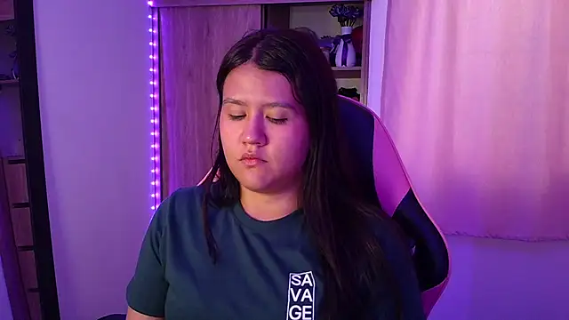 Oliviawatson1 live