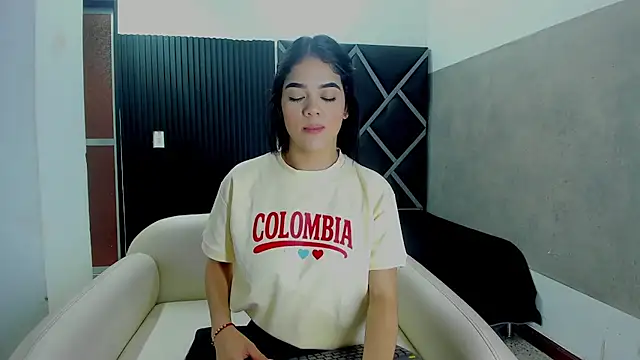 Luna__02 live