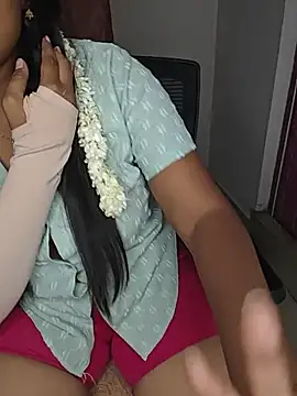 Tamilmoon006 live