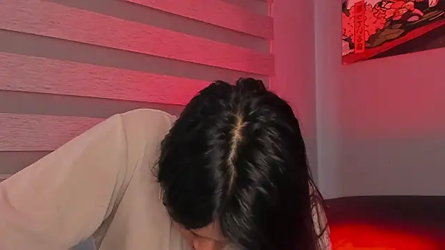SaraAndrade_ live