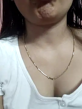Wild-janvi live