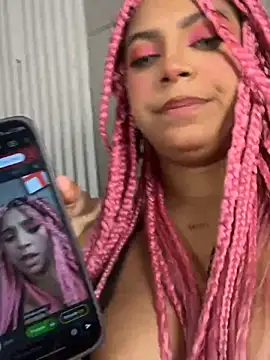 GiaRedd live